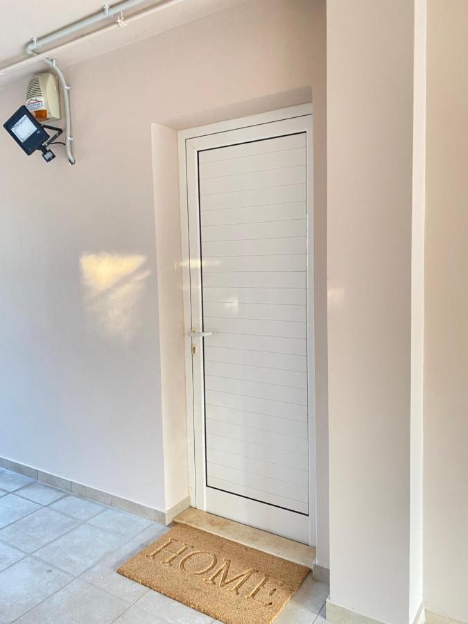 Seaside One-Bedroom On Chalkis Exterior foto